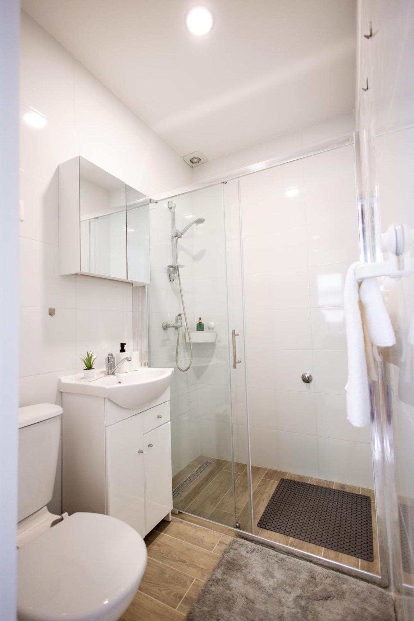 Cozy Studio Apartment In Osijek - Self Check In Exterior foto