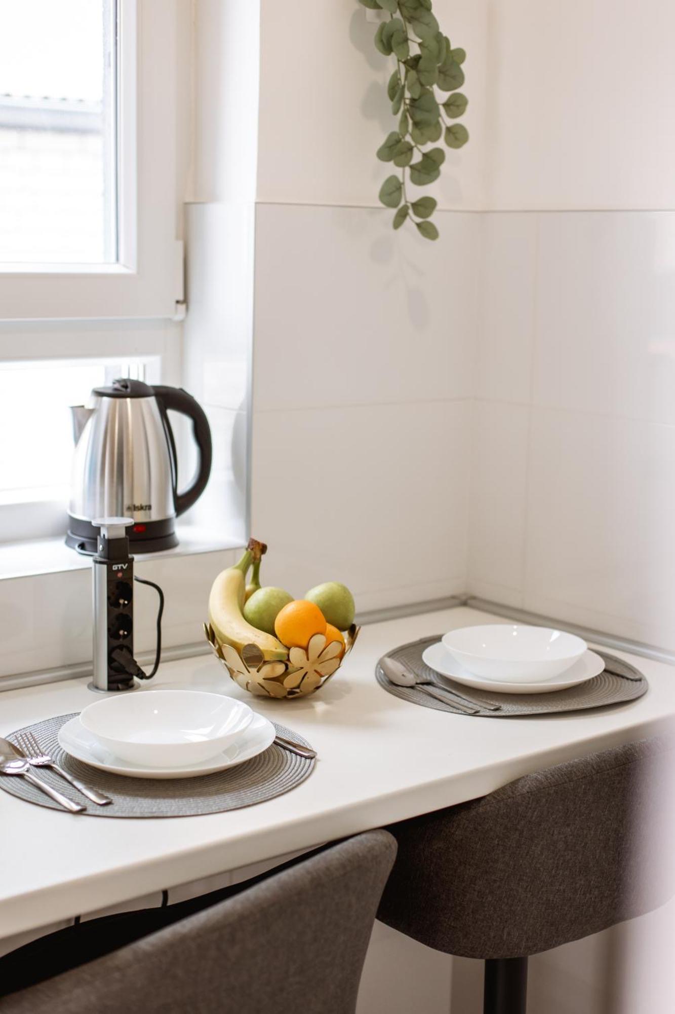Cozy Studio Apartment In Osijek - Self Check In Exterior foto