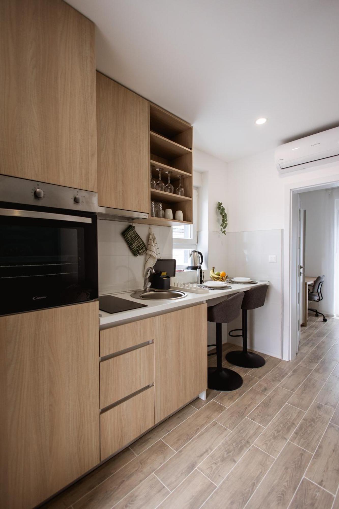 Cozy Studio Apartment In Osijek - Self Check In Exterior foto